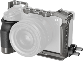 800q-01_132672 Sony A 7C II / 7CR camera with SmallRig 5198 HawkLock Quick Release Cage Kit with multiple mounting points and additional protection. The semi-transparent lens accentuates the cage design.