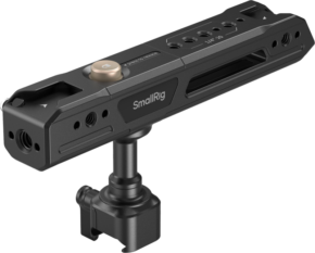 800q-01_132778 The SmallRig 4152 Rotating Top Handle with NATO Clamp is a black metal camera handle with multiple mounting holes and a NATO clamp at the bottom, designed for use with camera rigs and accessories.