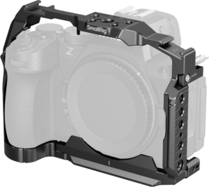 800q-01_133045 SmallRig 5257 Cage for Nikon Z5II asennetaan Nikon Z-sarjan peilittömään kamerarunkoon, ja se tarjoaa useita kiinnityspisteitä lisävarusteille ja lisävarusteille.