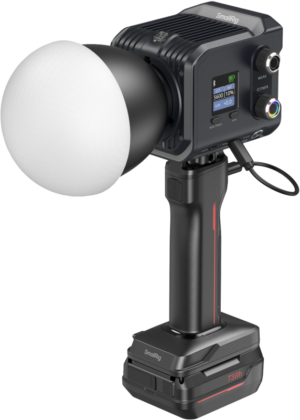 SMALLRIG 5383 RC 100C COB LED-videovalaisinsarjassa, musteensininen, on akkukahva, pyöristetty diffuusori, digitaalinen näyttö ja säätönupit kannettavaa, ammattimaista valaistusta varten.