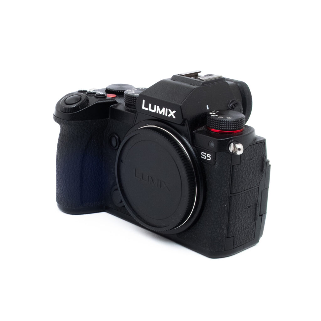 Lumix S5-5 Panasonic Lumix DC-S5 (SC 14000) - Käytetty