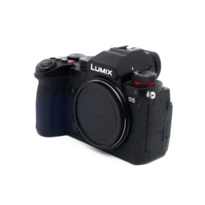 Lumix S5-5 Panasonic Lumix DC-S5 (SC 14000) - Käytetty