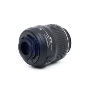 Nikon 18-55mm f35-56 G DX VR-1 Nikon D3100 + 18-55mm (SC 14500) - Käytetty