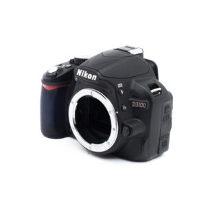 Nikon D3100-4 Nikon D3100 + 18-55mm (SC 14500) - Käytetty
