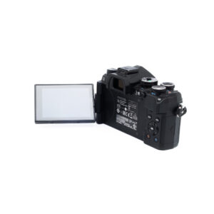 Olympus E-M5 III-3 Olympus OM-D E-M5 Mark III (SC 7000) - Käytetty