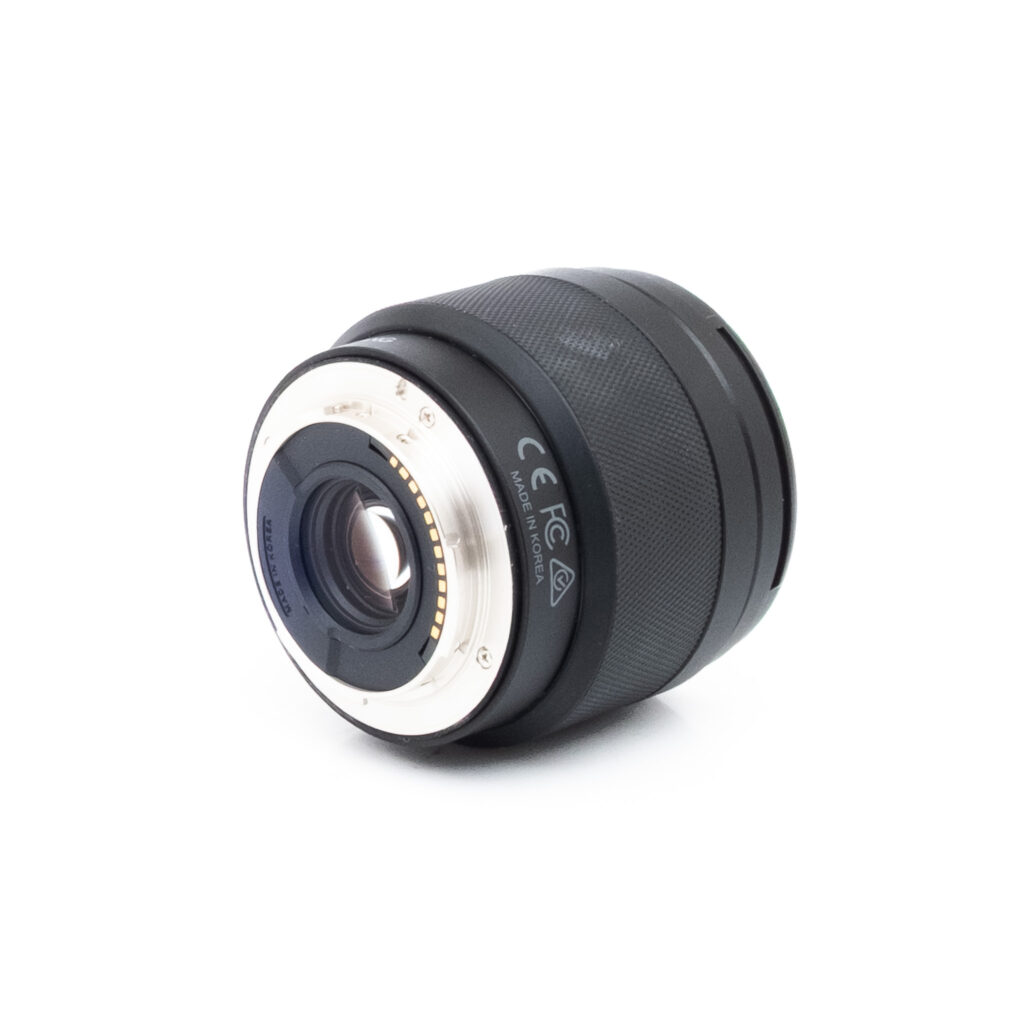 Samyang AF 35mm f2 Sony E-1 Samyang AF 12mm f/2 Sony E - Käytetty