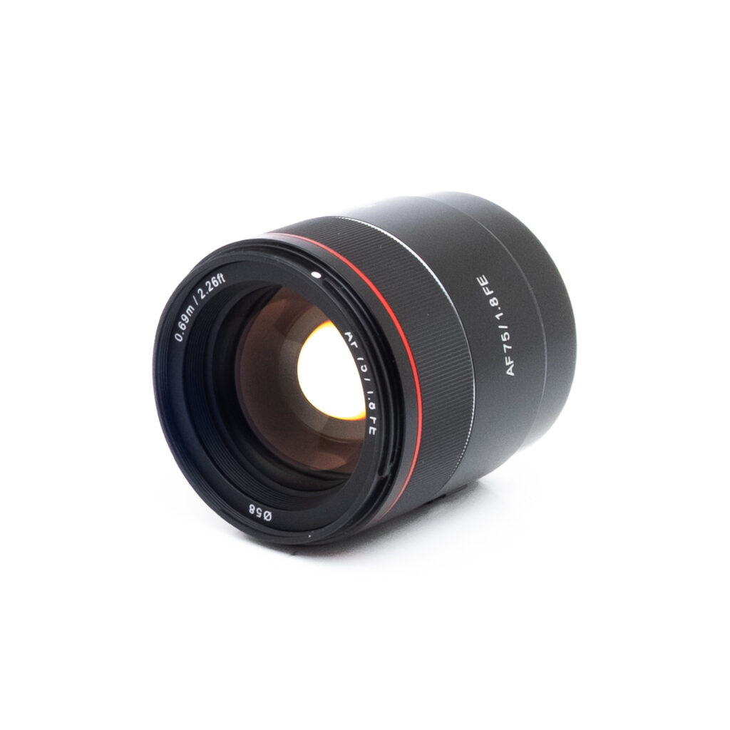 Samyang AF 75mm f18 Sony FE-2 Samyang AF 75mm f/1.8 Sony FE - Käytetty
