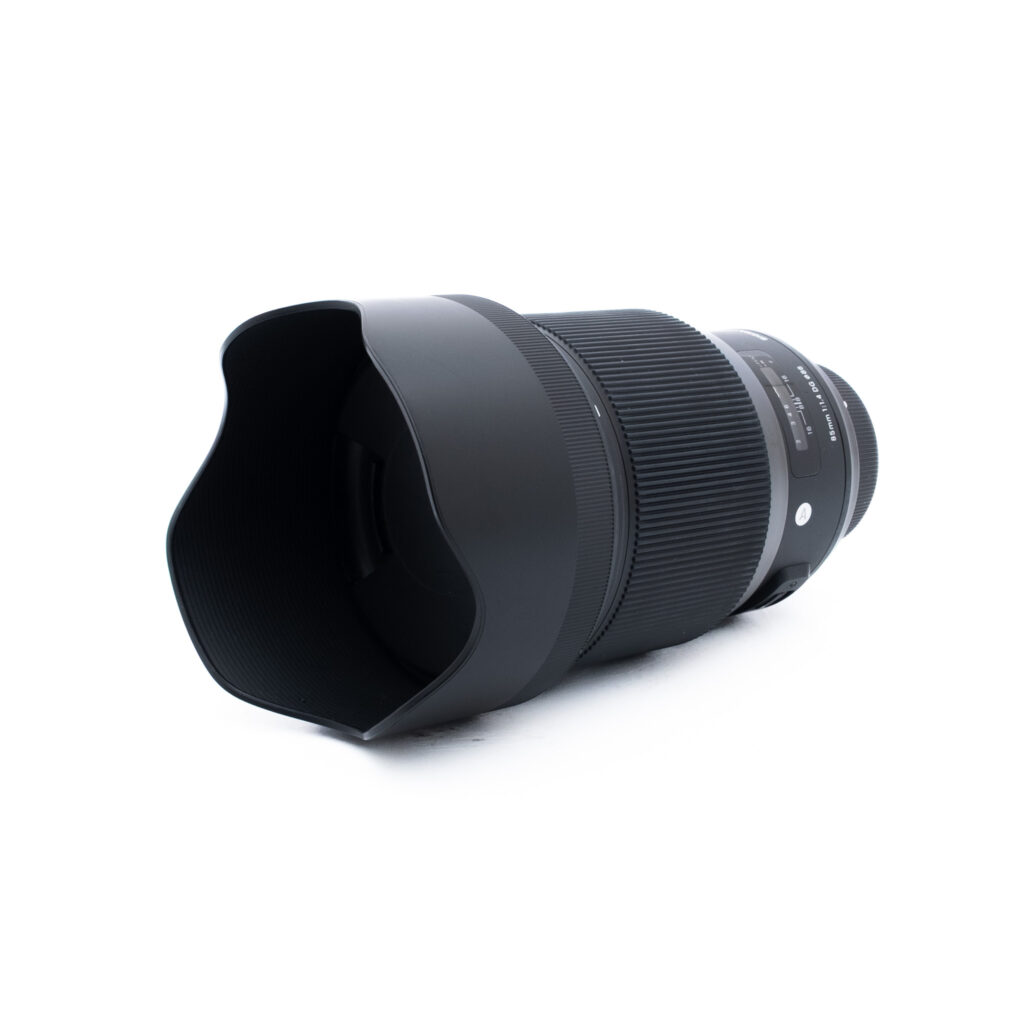 Sigma 85mm f14 DG Nikon-3-2 Sigma Art 85mm f/1.4 DG Nikon F (sis. ALV 25,5%) - Käytetty