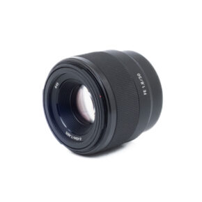 Sony 50mm f18-2-4 Sony FE 50mm f/1.8 - Käytetty