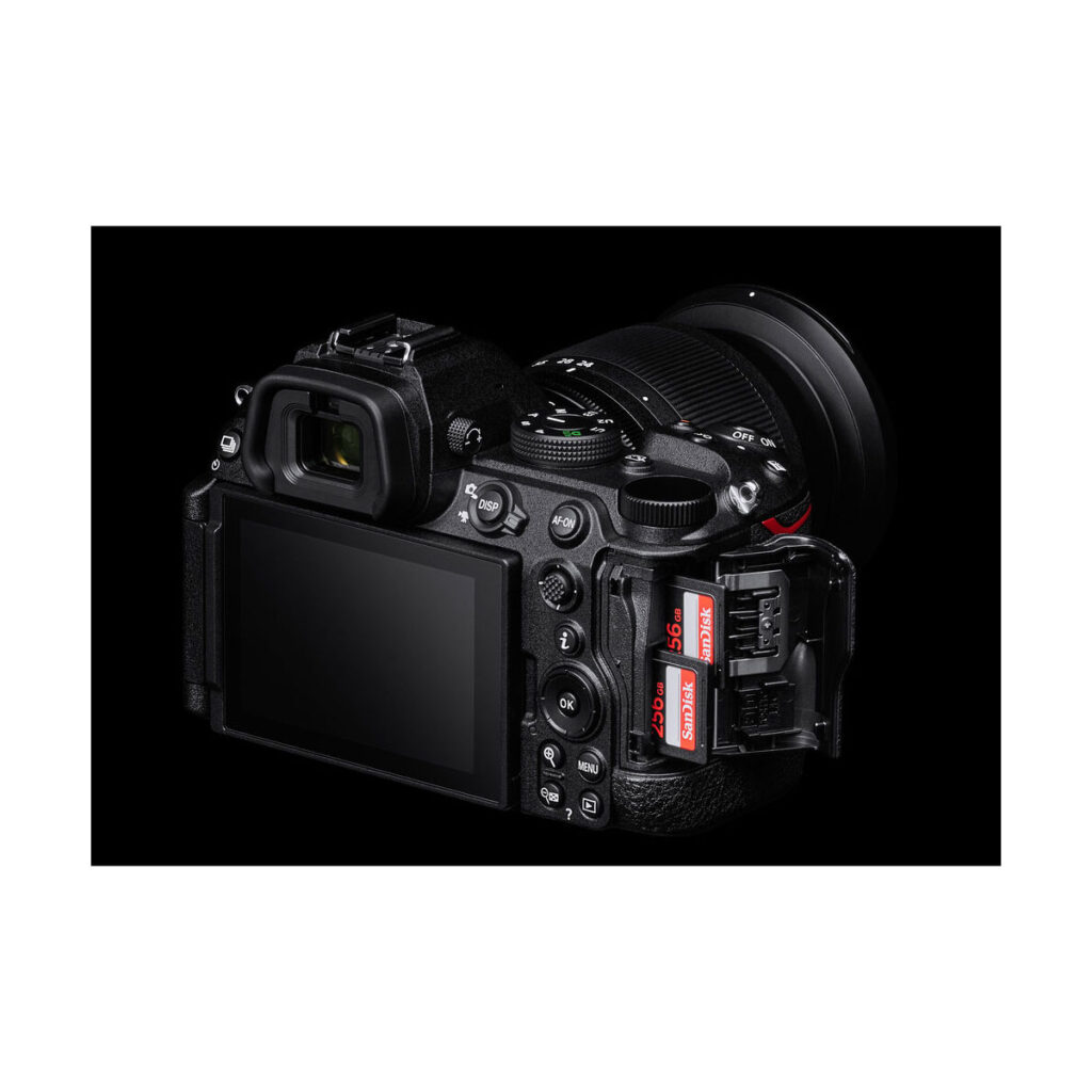 nikon_z5_ii_01 Nikon Z5 II + Nikkor Z 24-70mm f/4 -kamerapaketti