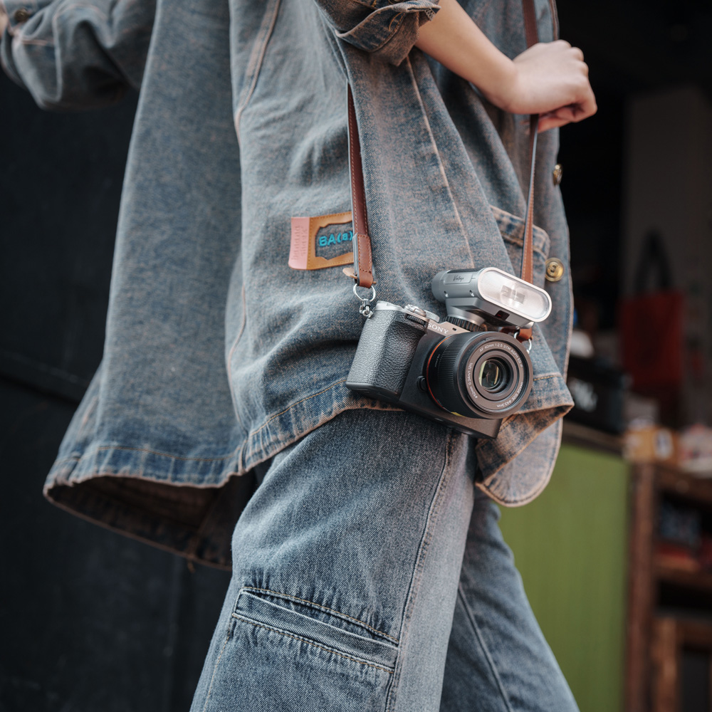 1744354222_786 Viltrox Vintage Z1 Retro On-camera Flash