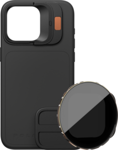 800q-01_131147 PolarPro Kit - LiteChaser iPhone 15 Pro -kotelo musta sisältää sisäänrakennetun kameran linssikiinnikkeen, neliönmuotoisen kameran aukon kuparikorostuksella, ja siinä on pyöreä irrotettava VND 3-5 -suodatin, joka on sijoitettu kotelon etupuolelle.