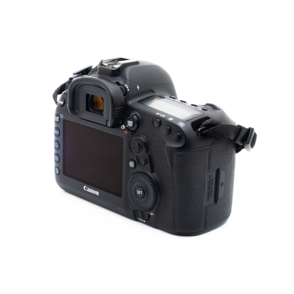 Canon 5D Mark IV-3-4 Canon EOS 5D Mark IV (SC 115000) - Käytetty