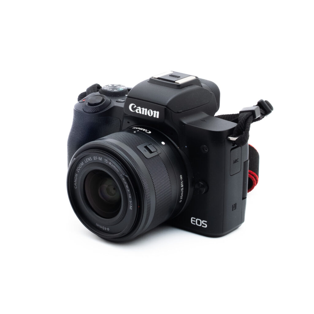 Canon EOS M50 (SC 8000) + 15-45mm - Käytetty