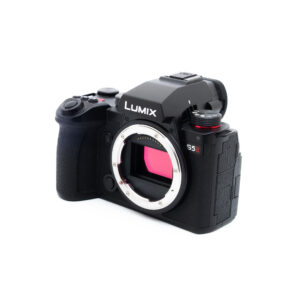 Lumix S5 II-4 Panasonic Lumix S5 II (Kunto K5, SC 2500) - Käytetty