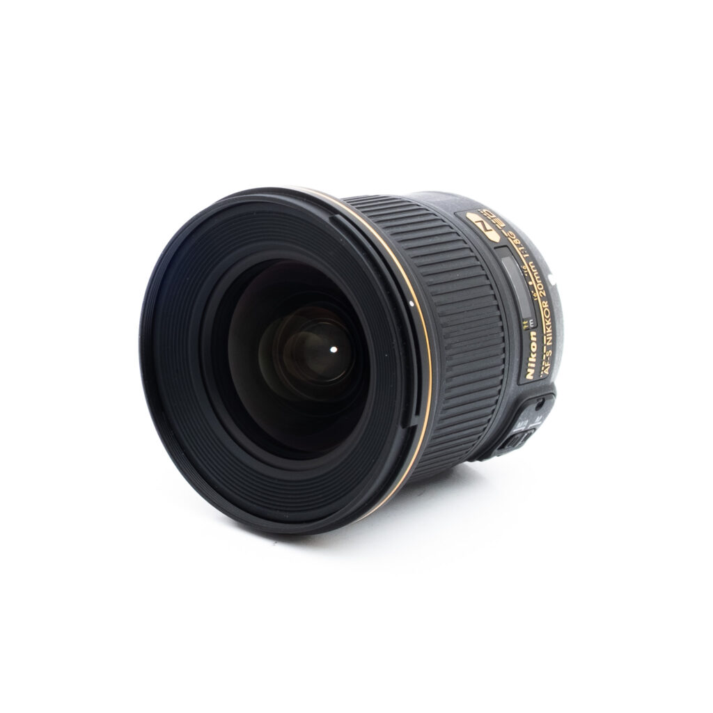 Nikon 20mm f18G ED-2 Nikon AF-S Nikkor 20mm f/1.8G ED (Kunto K5) - Käytetty