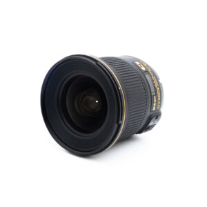 Nikon 20mm f18G ED-2 Nikon AF-S Nikkor 20mm f/1.8G ED (Kunto K5) - Käytetty