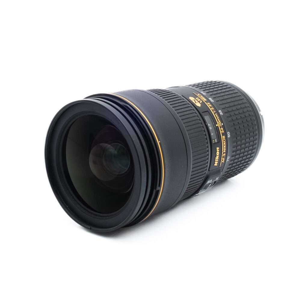 Nikon 24-70mm f28E ED VR-2-2 Nikon AF-S Nikkor 24-70mm f/2.8E ED VR (Kunto K5, sis. ALV 25,5%) - Käytetty