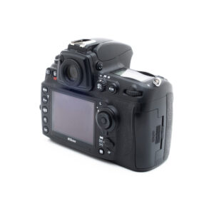 Nikon D700 7803-3 Nikon D700 + akkukahva (SC 18500, sis. ALV 25,5%) - Käytetty