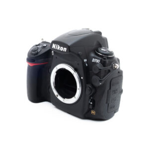 Nikon D700 7803-4 Nikon D700 + akkukahva (SC 18500, sis. ALV 25,5%) - Käytetty