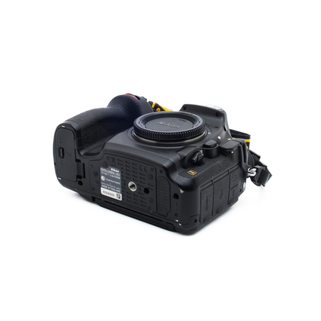 Nikon D850 6699-1 Nikon D850 (SC 50000, sis. ALV 25,5%) - Käytetty