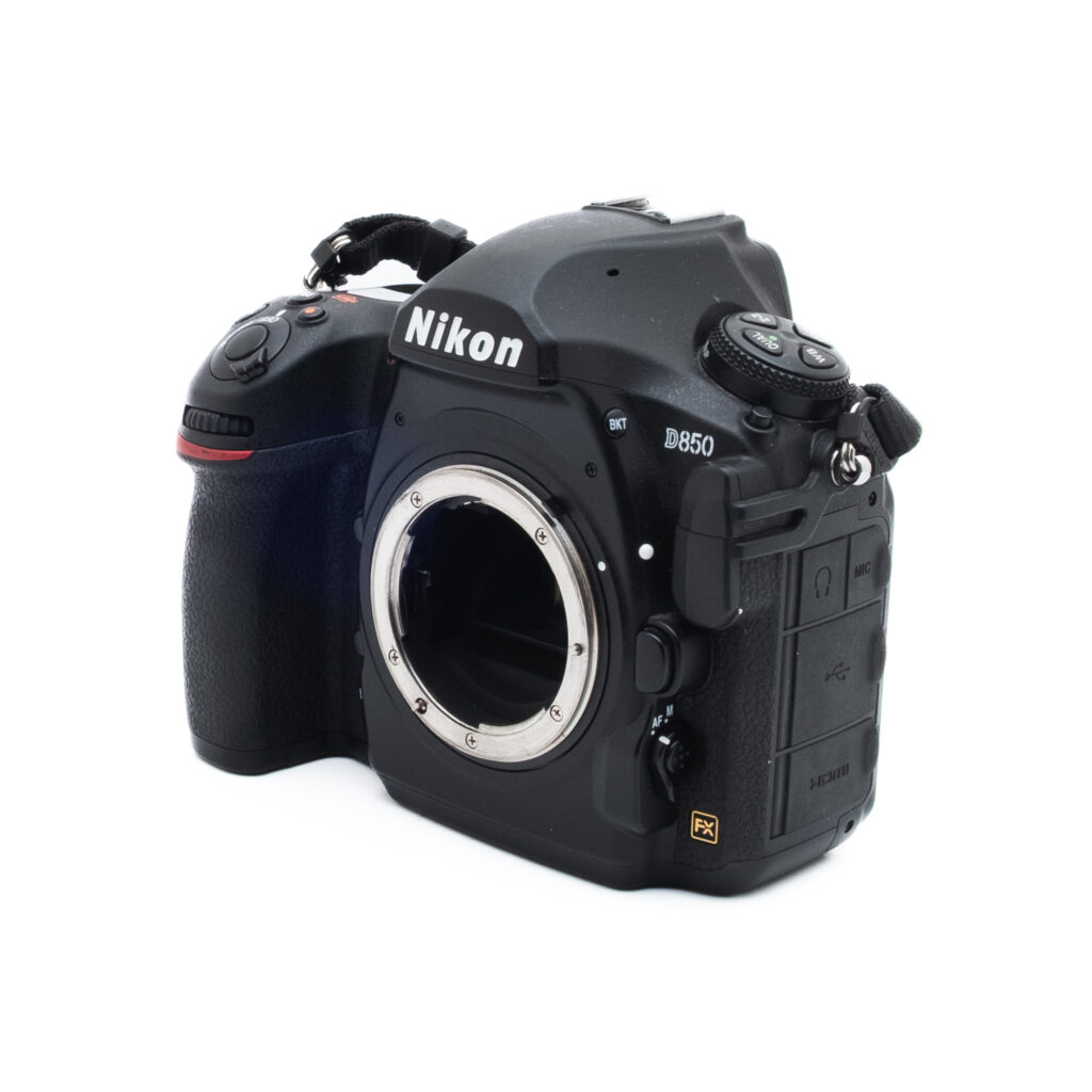 Nikon D850 6699-4 Nikon D850 (SC 50000, sis. ALV 25,5%) - Käytetty