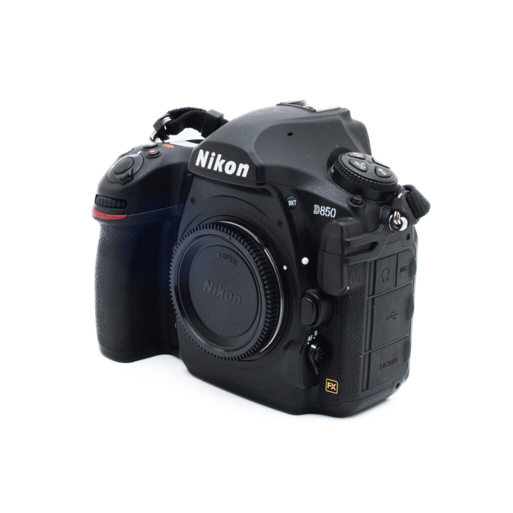 Nikon D850 6699-5 Nikon D850 (SC 50000, sis. ALV 25,5%) - Käytetty