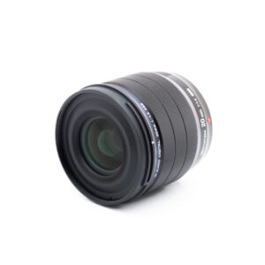 Om 20mm f14 PRO-2 OM System M.Zuiko Digital ED 20mm f/1.4 PRO (Kunto K5, takuu 6kk) - Käytetty