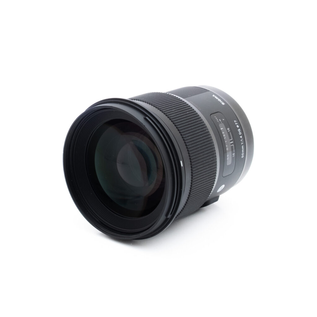 Sigma 50mm f14 DG Canon-2 Sigma Art 50mm f/1.4 DG Canon EF - Käytetty