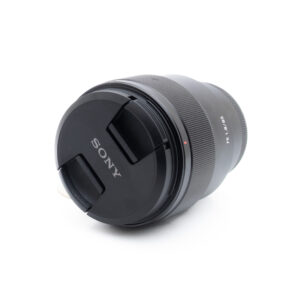Sony 85mm f18-3-2 Sony FE 85mm f/1.8 (Kunto K5, takuu 6kk) - Käytetty