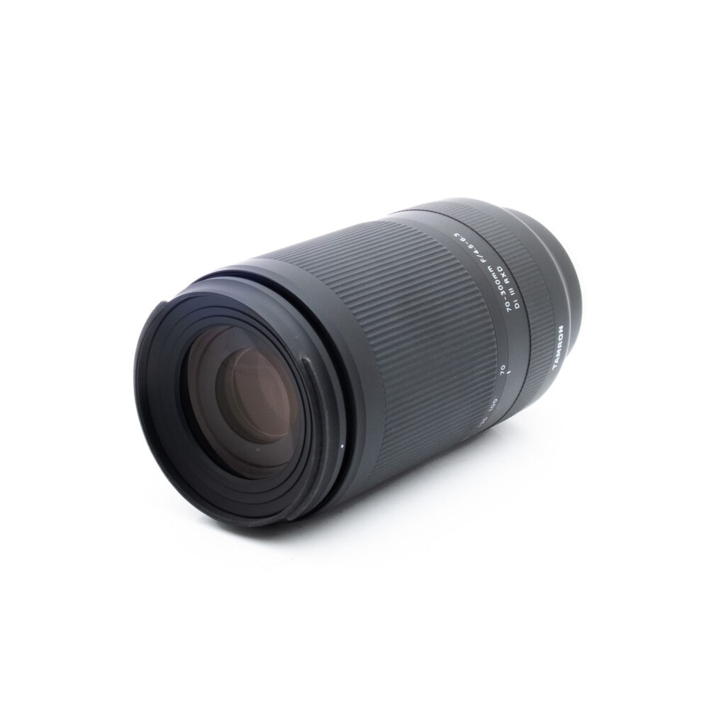 Tamron 70-300mm f45-63 Di III RXD Sony-2 Tamron 70-300mm f/4.5-6.3 Di III RXD Sony FE (Kunto K5) - Käytetty
