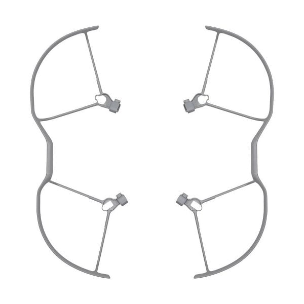 DJI Mavic 4 Pro Propeller Guard DJI Mavic 4 Pro Propeller Guard -propellisuoja sisältää kaksi harmaata, symmetristä muovista suojusta, joissa on kiinnityspisteet lennokin varsiin kiinnittämistä varten ja jotka on suunniteltu suojaamaan potkureita. Kuvassa valkoista taustaa vasten.