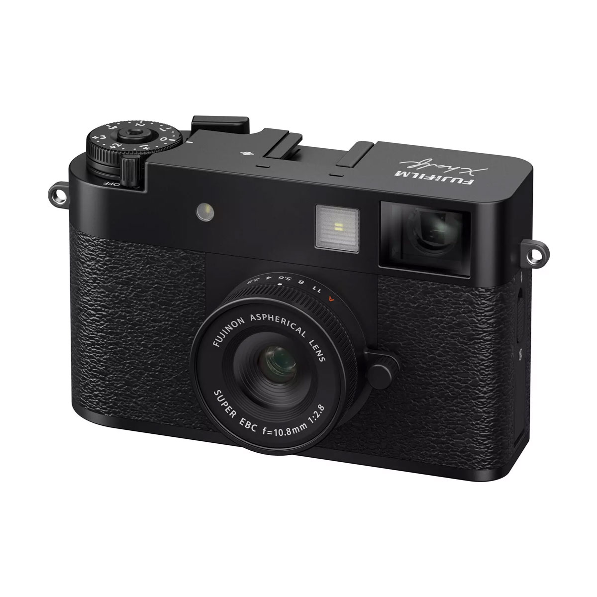 Musta Fujifilm X Half -digikamera, jossa on kuvioitu kahva, näkyvä objektiivi, yläosan säätimet ja etsin, on kuvattu kulmassa valkoista taustaa vasten.