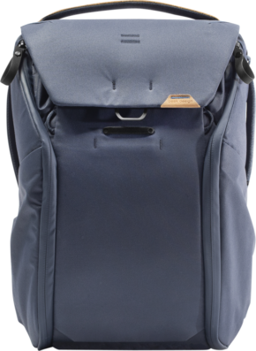 800q-01_123302 The Peak Design Everyday Backpack 20L v2 Midnight has a sleek, modern dark grey look with a flap closure, side pockets, minimalist construction and a small tan Peak Design logo on the front.