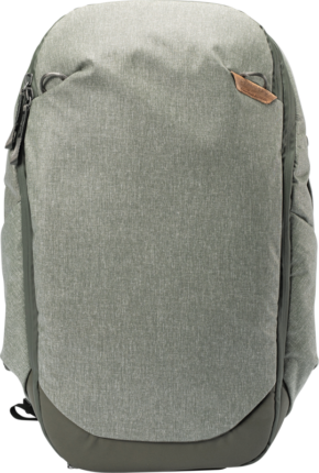 800q-01_123344 Front view of the Peak Design Travel Backpack 30L Sage with a minimalist grey look, smooth textured design, top zip and small brown leather accent near the zip.