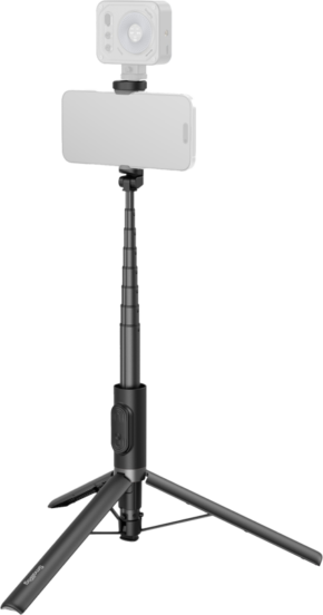 800q-01_133358 SmallRig 5291 ST30 Lite One-Touch Deploy Selfie Stick Tripod, musta, pitää älypuhelimen ja kameran, jonka päällä on pyöreä valo, kuvassa tavallista taustaa vasten.