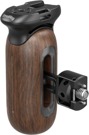 800q-01_133556 SmallRig 5238 Wooden Side Handle -puukahvassa on ergonominen puu- ja metallirakenne, 1/4"-20 & 3/8''-16 ARRI-paikoitusruuvit, musta kiinnityskannatin ja SmallRig-logo yläosassa.