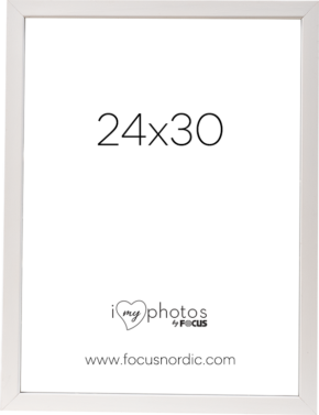 800q-01_51002430RV Focus Rock White 24x30 is a white photo frame with "24x30" printed in the centre, a heart-shaped "I love photos" logo and ‘www.focusnordic.com’ at the bottom.