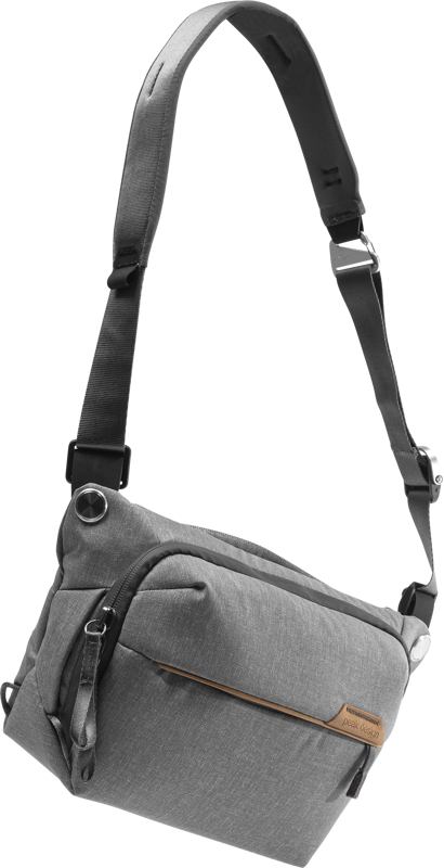 800q-02_123314 Peak Design Everyday Sling 3L v2 // Ash