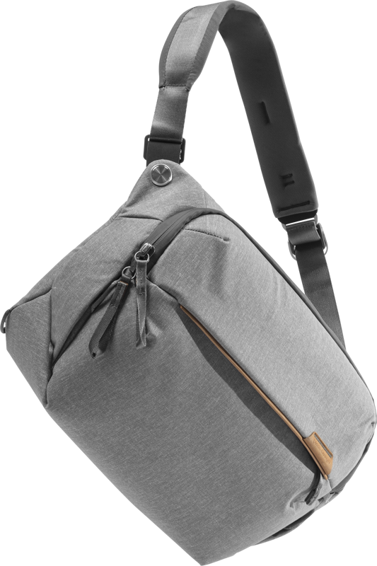 800q-02_123319 Peak Design Everyday Sling 10L v2 // Ash