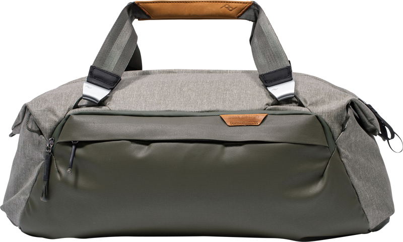 800q-02_123347 Peak Design Travel Duffel 35L // Sage