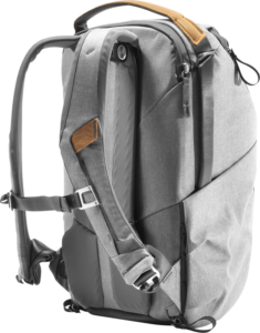 800q-03_123301 Peak Design Everyday Backpack 20L v2 // Ash