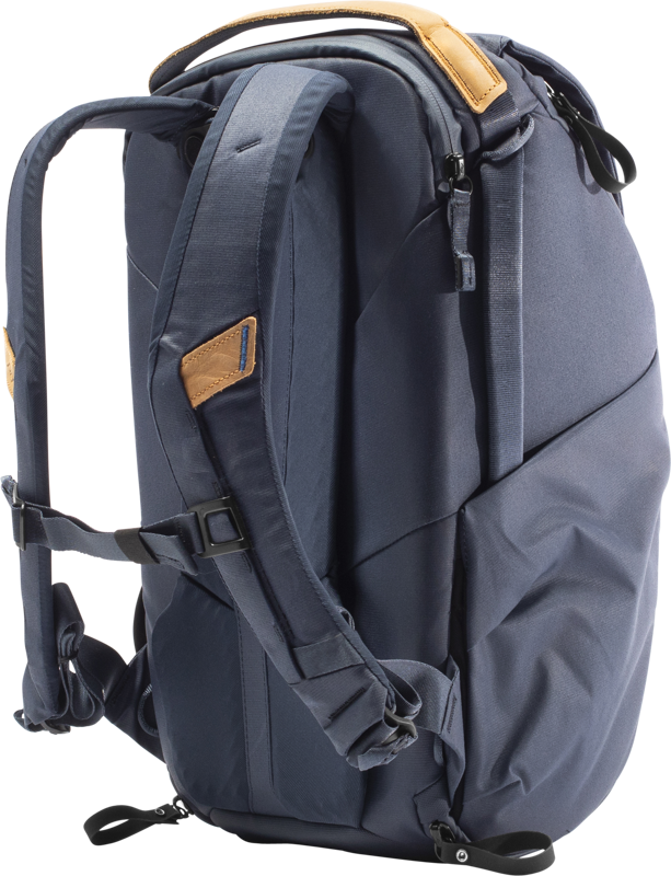 800q-03_123302 Peak Design Everyday Backpack 20L v2 // Midnight