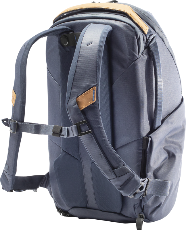800q-04_123312 Peak Design Everyday Backpack 20L Zip V2 // Midnight