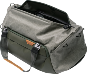 800q-04_123347 Peak Design Travel Duffel 35L // Sage