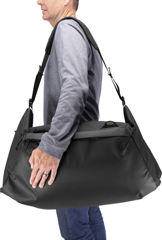 800q-04_123351 Peak Design Travel 65L Duffel // Black