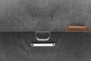 800q-05_123321 Peak Design Everyday Messenger 13L v2 // Ash