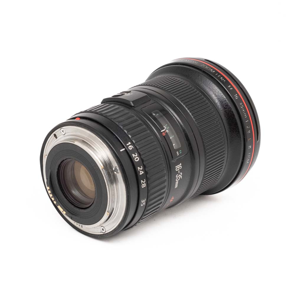 Canon EF 16-35mm f/2.8 L II USM - Käytetty