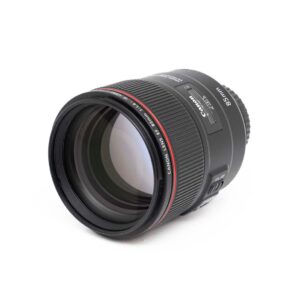 Canon EF 85mm f1.4 L IS-2 Canon EF 85mm f/1.4 L IS USM - Käytetty