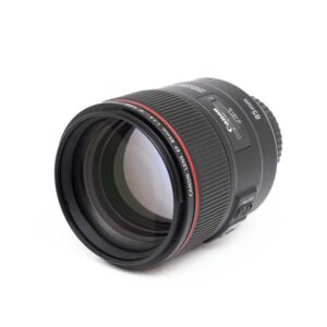 Canon EF 85mm f1.4 L IS-2 Canon EF 85mm f/1.4 L IS USM - Käytetty